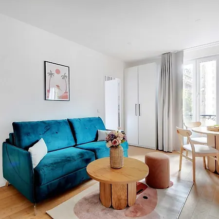 Sacre Coeur Apartment *