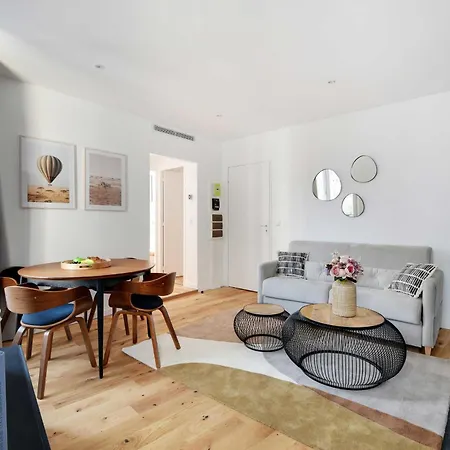 Sacre Coeur Apartment *